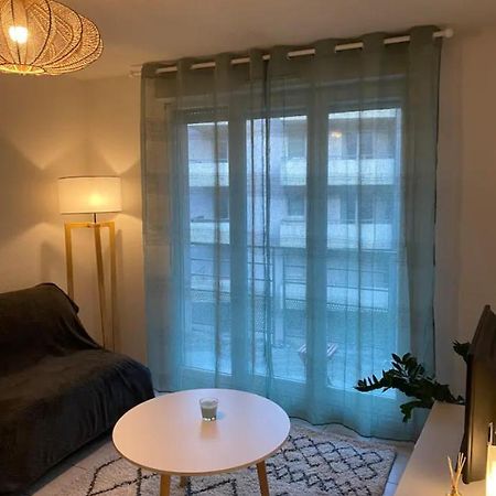 Appartement Calme Centre Ville Avec Place Parking Λιμόζ Εξωτερικό φωτογραφία